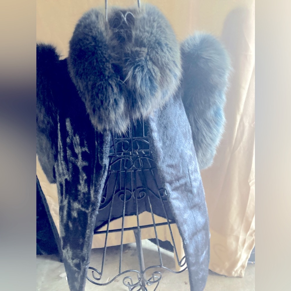 Soft black dressy fur vest, size L